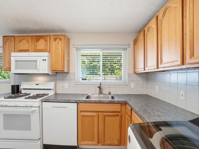 1404 Rosehill Road, Reynoldsburg, OH 43068 Photo 22