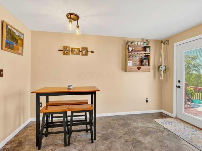 31699 Circle Drive , McArthur, OH 45651 Photo 15