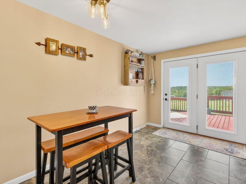 31699 Circle Drive , McArthur, OH 45651 Photo 16