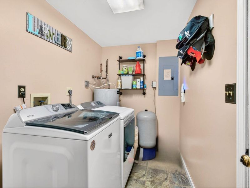 31699 Circle Drive , McArthur, OH 45651 Photo 26