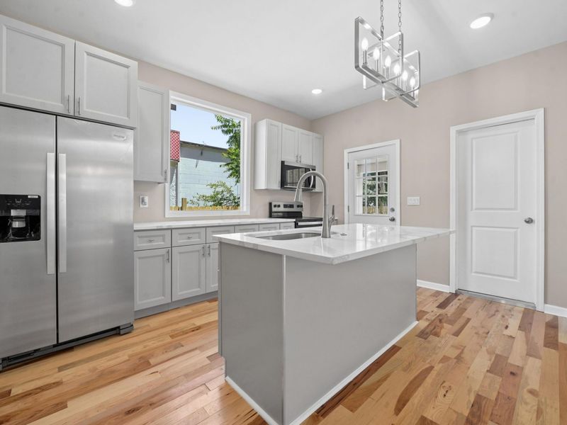 114 S Walnut Street , Marysville, OH 43040 Photo 11