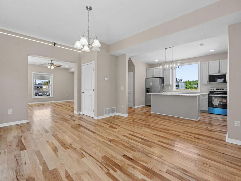 114 S Walnut Street , Marysville, OH 43040 Photo 16