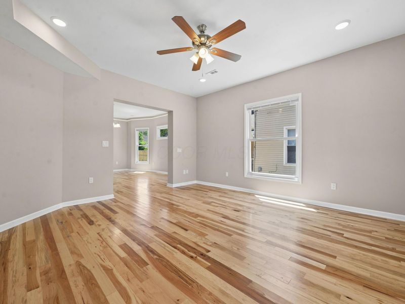 114 S Walnut Street , Marysville, OH 43040 Photo 9