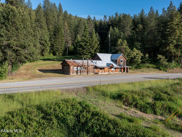 22090 S Hwy 3 , Cataldo, ID 83810