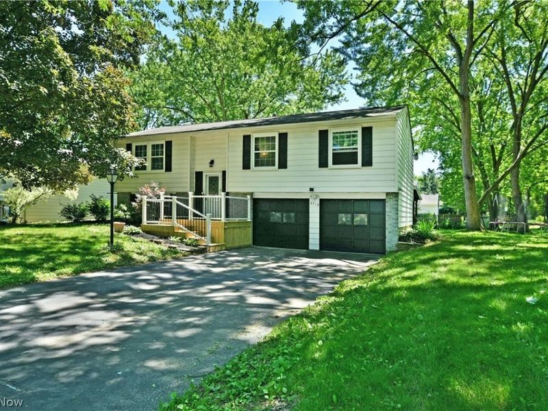 3710 Bellwood Drive SE, Warren, OH 44484 Photo 2