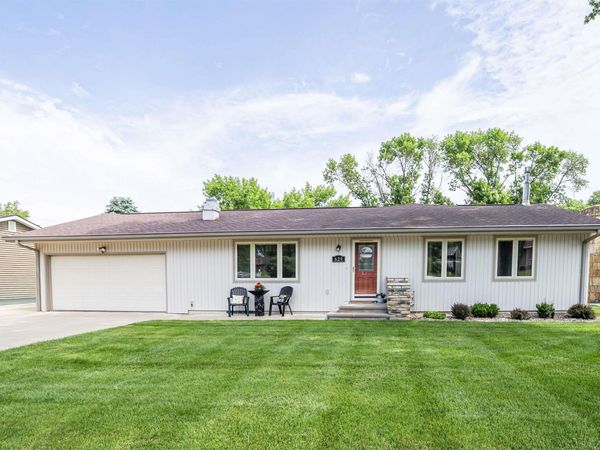 629 N Lynn Dr, LeMars, IA 51031