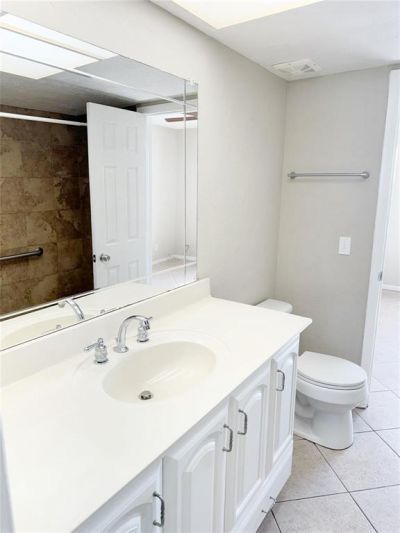 1116 Lake Terrace, Unit 214, Boynton Beach, FL 33426 Photo