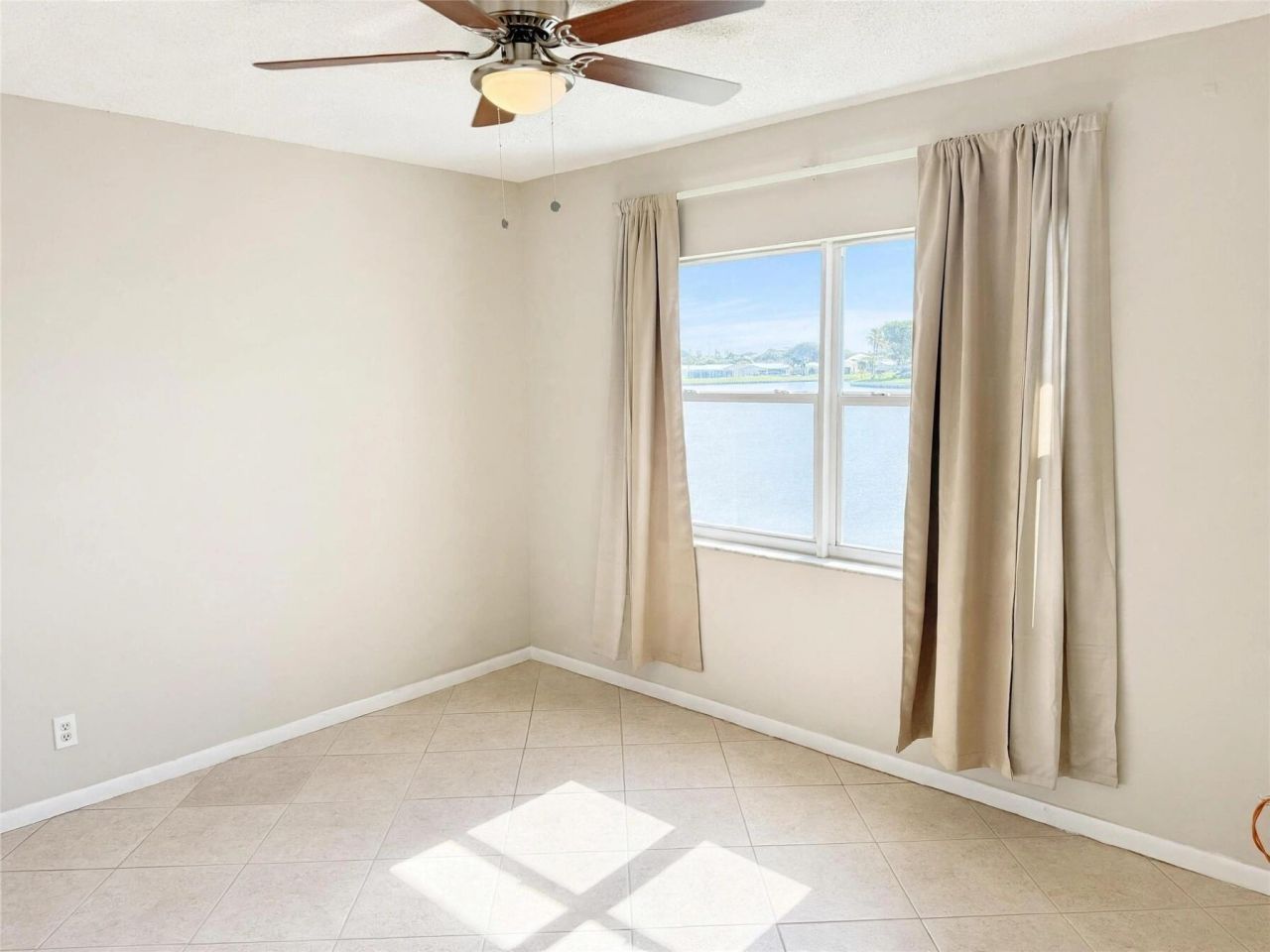 1116 Lake Terrace, Unit 214, Boynton Beach, FL 33426 Photo