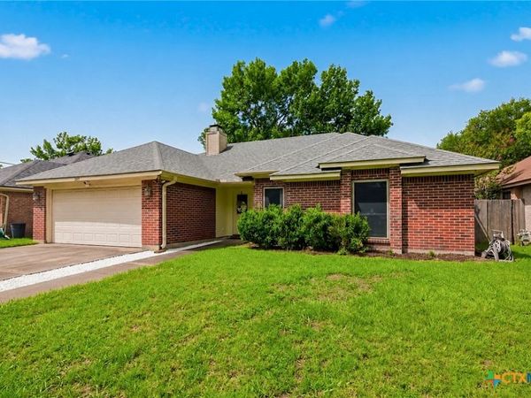 217 Spur Drive , Victoria, TX 77904