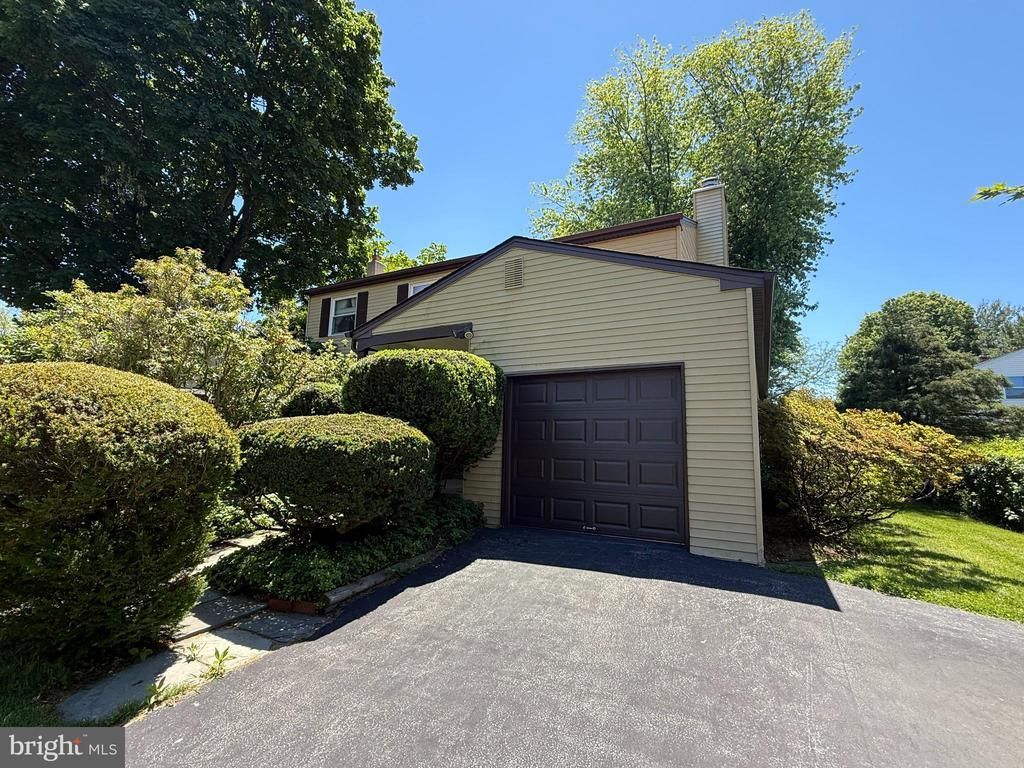 203 MOORE ROAD, WALLINGFORD, PA 19086