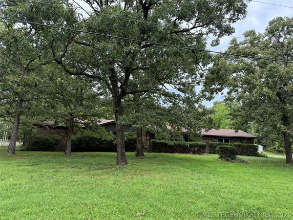 7595 E 19th S, Muskogee, OK 74403