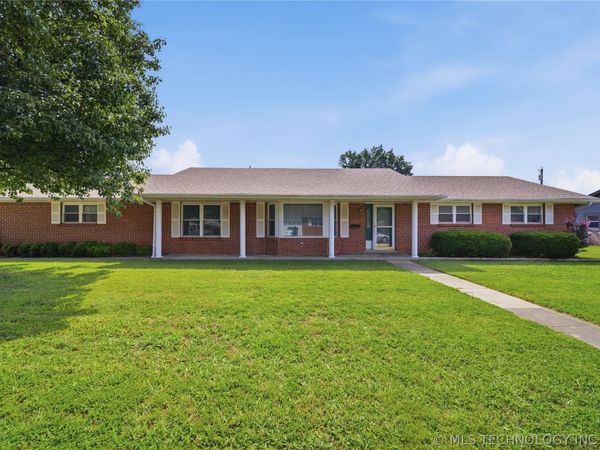 106 W Lewis Avenue , Vinita, OK 74301