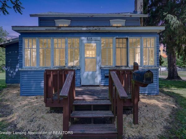 614 Kendall Street, Bellevue, MI 49021