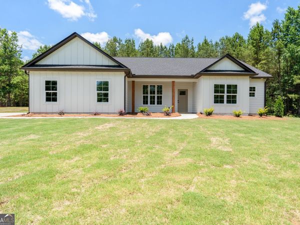 498 Martin Mill Road, Moreland, GA 30259