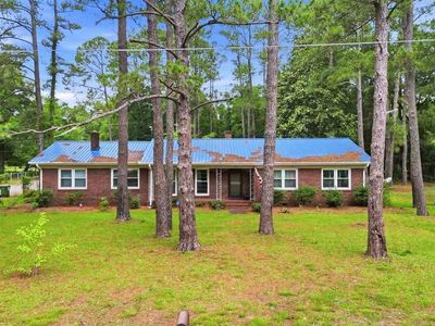 205 W Raft Street, Nichols, SC 29581