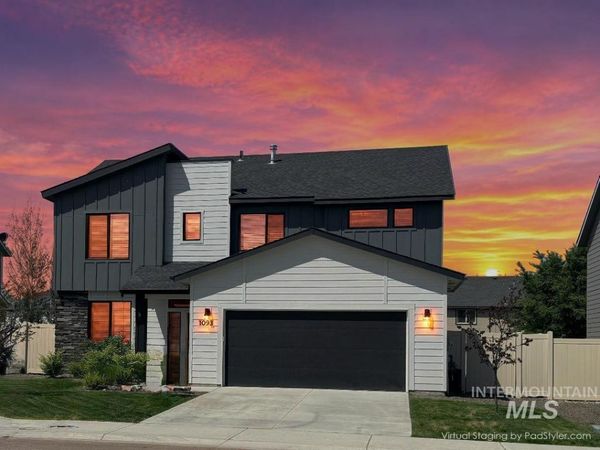 1093 N Bowknot Lake Pl, Star, ID 83669