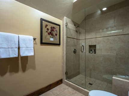 12498 Villa Court, Unit #11, Truckee, CA 96161 Photo