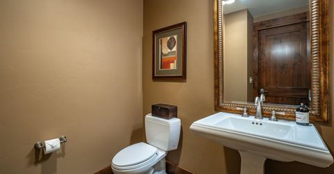 12498 Villa Court, Unit #11, Truckee, CA 96161 Photo