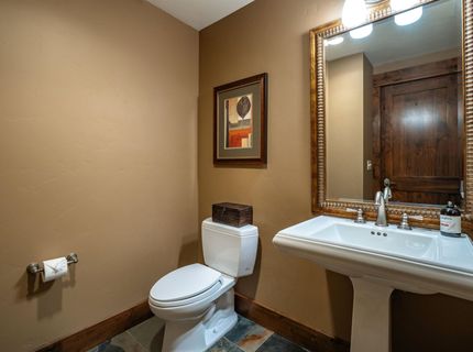 12498 Villa Court, Unit #11, Truckee, CA 96161 Photo