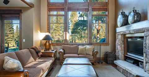 12498 Villa Court, Unit #11, Truckee, CA 96161 Photo