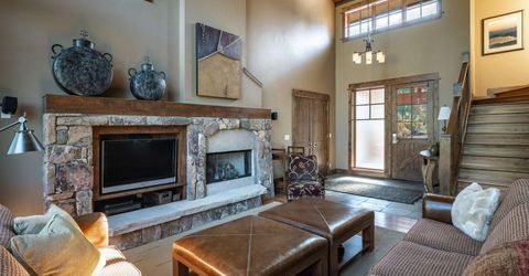 12498 Villa Court, Unit #11, Truckee, CA 96161 Photo