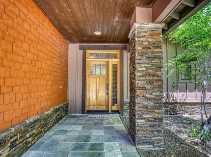 11855 Hope Court, Unit #B, Truckee, CA 96161 Photo
