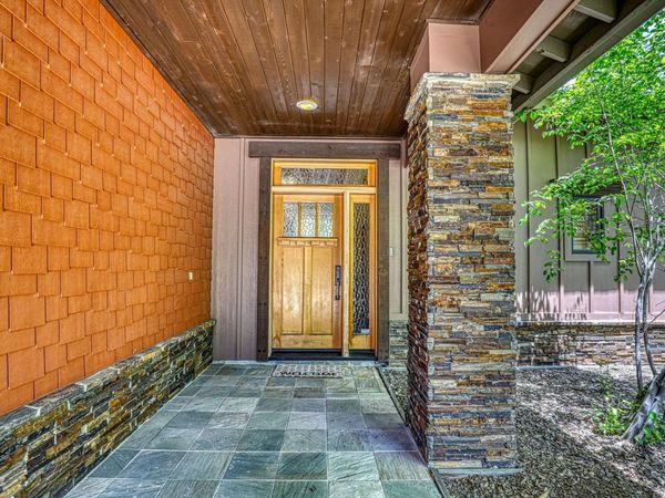 11855 Hope Court, Unit #B, Truckee, CA 96161