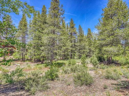 11855 Hope Court, Unit #B, Truckee, CA 96161 Photo