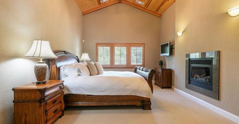 11855 Hope Court, Unit #B, Truckee, CA 96161 Photo