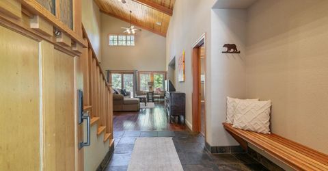 11855 Hope Court, Unit #B, Truckee, CA 96161 Photo
