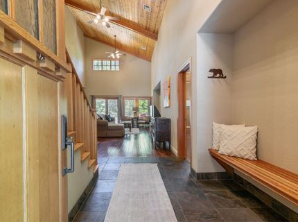 11855 Hope Court, Unit #B, Truckee, CA 96161 Photo