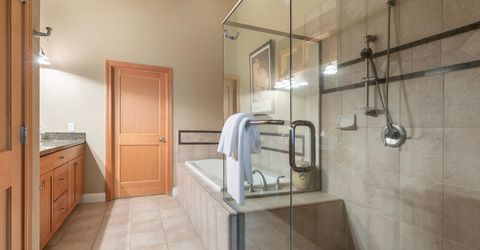 11855 Hope Court, Unit #B, Truckee, CA 96161 Photo