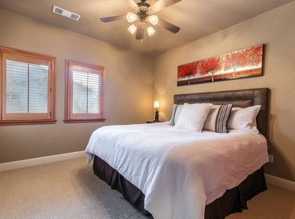 11855 Hope Court, Unit #B, Truckee, CA 96161 Photo