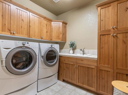 11855 Hope Court, Unit #B, Truckee, CA 96161 Photo