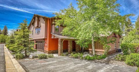 11855 Hope Court, Unit #B, Truckee, CA 96161 Photo