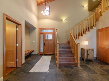 11855 Hope Court, Unit #B, Truckee, CA 96161 Photo