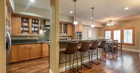11855 Hope Court, Unit #B, Truckee, CA 96161 Photo