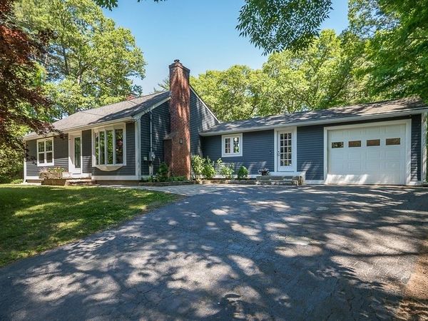 29 Carr St, Sutton, MA 01590
