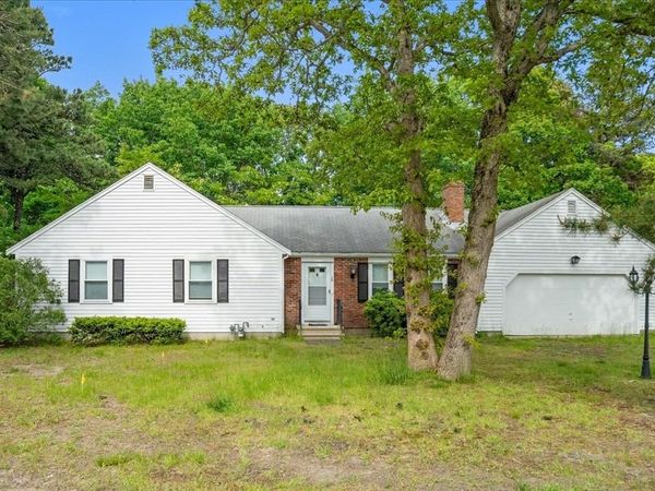 16 Heritage Pl, Dennis, MA 02660