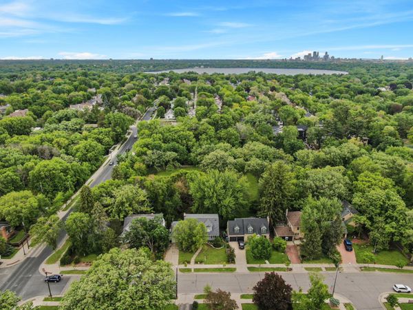 2212 W 53rd Street , Minneapolis, MN 55419