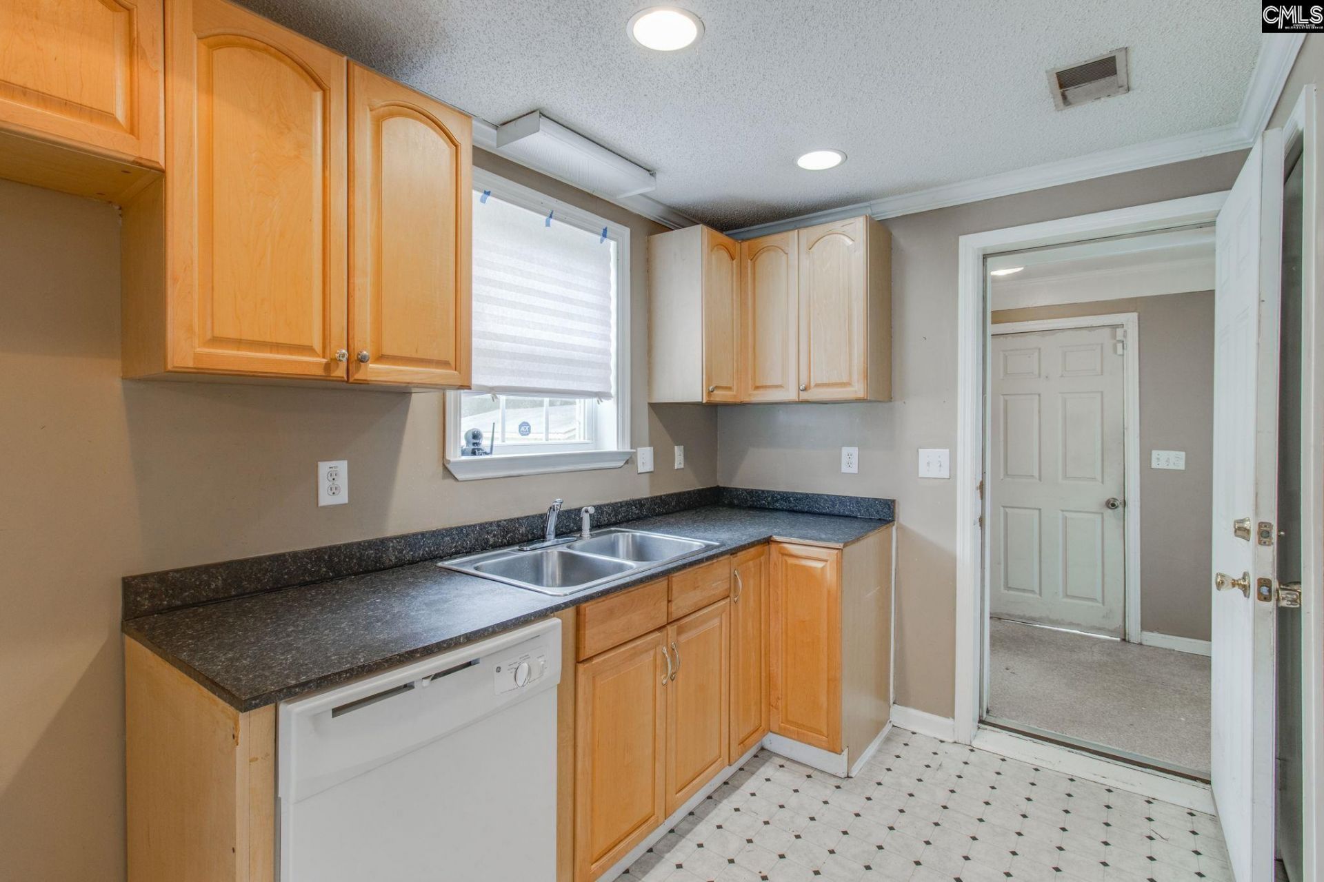 5222 Mauldin Avenue  Photo 9