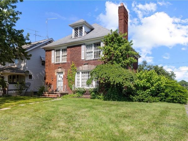 959 Allison Avenue , Lorain, OH 44052