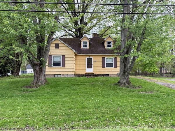 8060 Paulin Drive , Youngstown, OH 44514