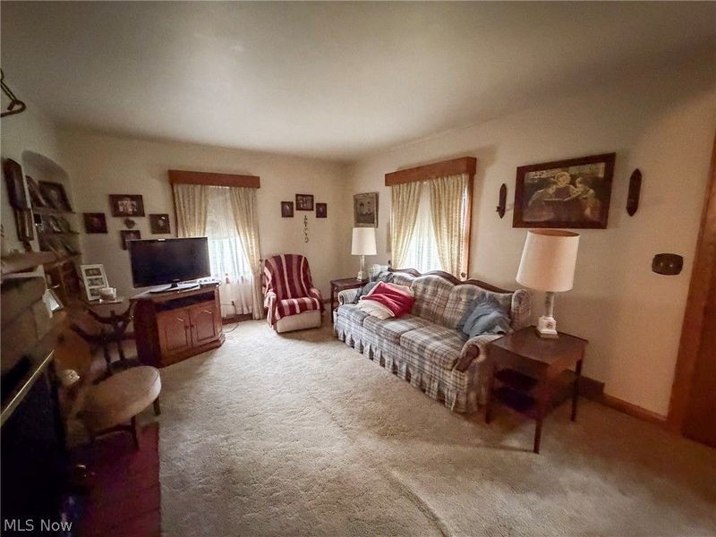 8060 Paulin Drive, Youngstown, OH 44514 Photo 14