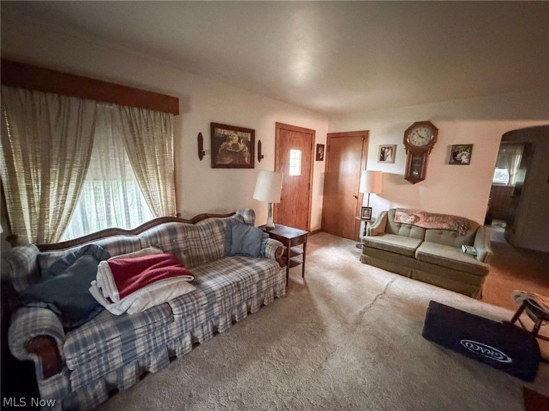 8060 Paulin Drive, Youngstown, OH 44514 Photo 16