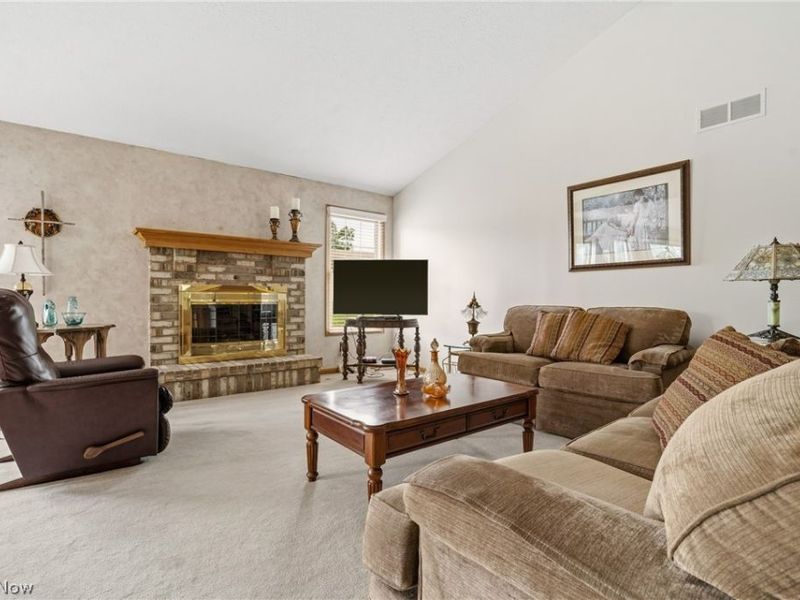 6862 Red Deer Circle NW, Canton, OH 44708 Photo 14