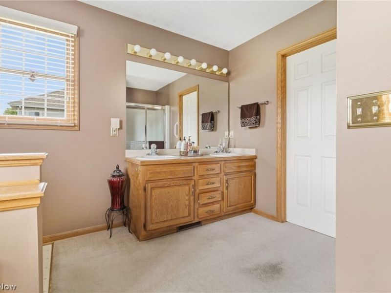 6862 Red Deer Circle NW, Canton, OH 44708 Photo 23