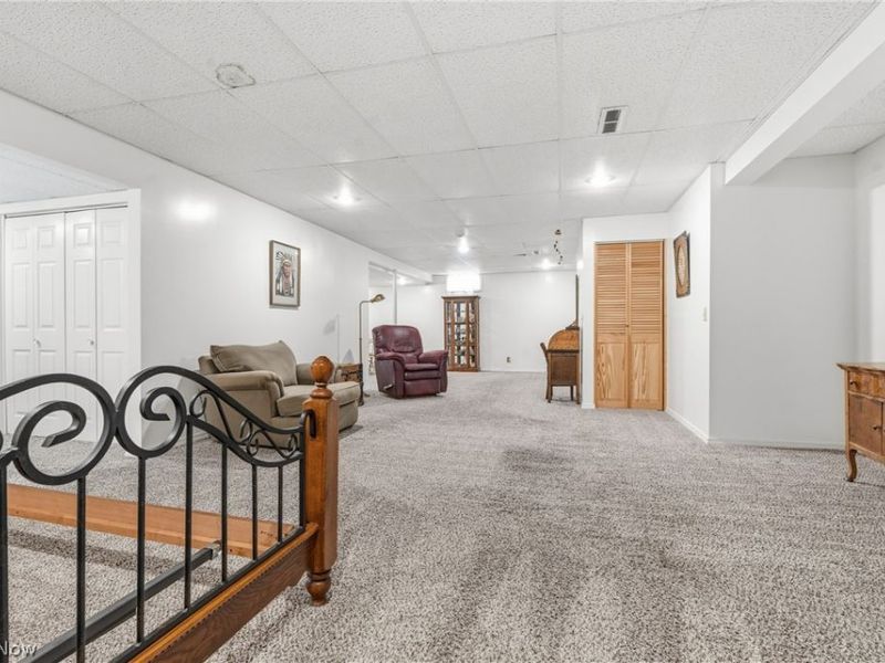 6862 Red Deer Circle NW, Canton, OH 44708 Photo 29