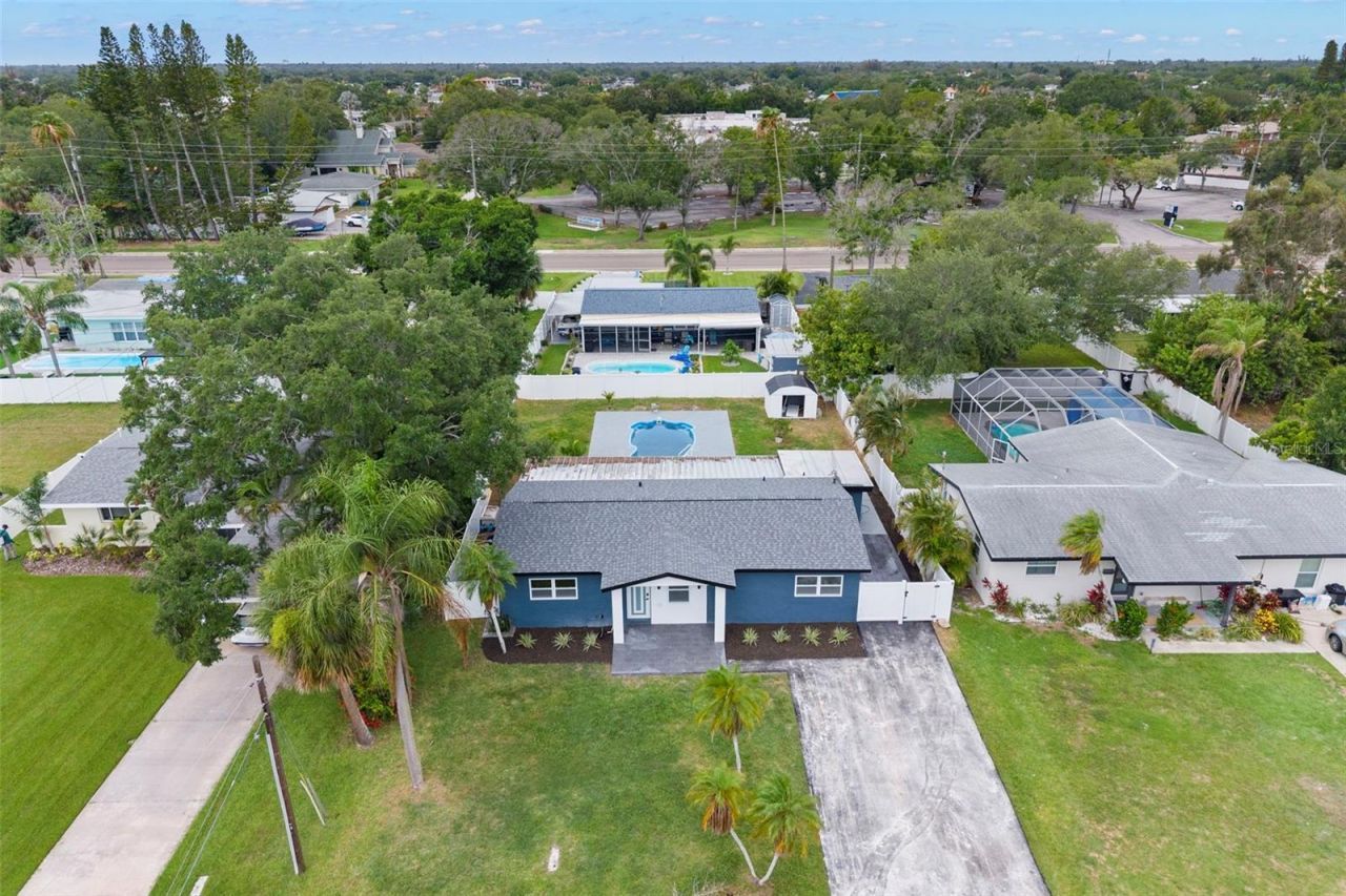 4430 Carson Street Ne, Saint Petersburg, FL 33703 Photo
