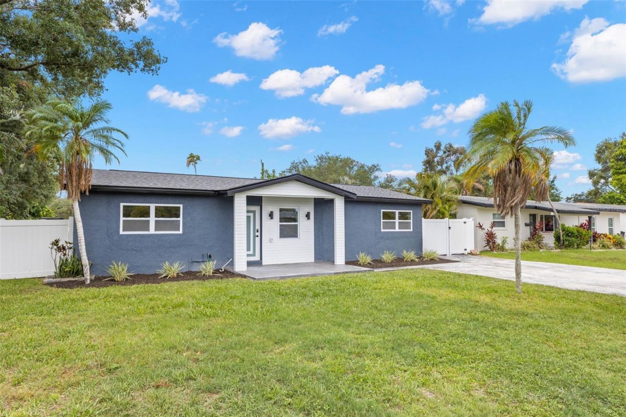 4430 Carson Street Ne, Saint Petersburg, FL 33703 Photo